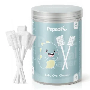 These disposable baby tongue cleaners with soft gauze tips and paper handles gently clean a newborn's gums and mouth, promoting good oral hygiene.