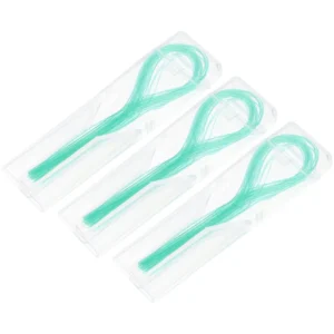 This dental floss threader set includes 105 pieces and a hygienic carrying case for convenient and effective cleaning around braces, bridges, and implants.