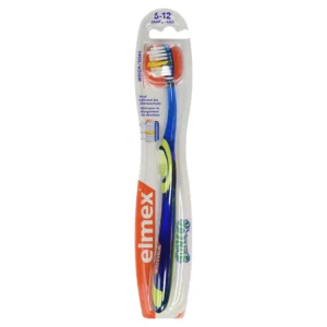 This image shows a pack of two elmex Junior soft toothbrushes designed with soft, rounded bristles to gently and thoroughly clean children's teeth, featuring higher standing X bristles to reach interdental spaces and an ergonomically shaped handle.