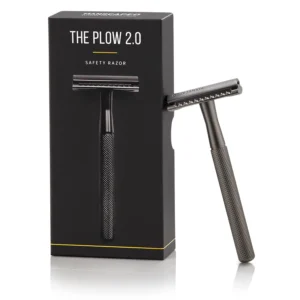 This premium single blade Manscaped Plow 2.0 safety razor features a weighted handle for a close, comfortable, and hygienic shave with reduced irritation.