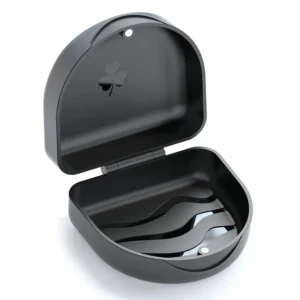 Black orthodontic retainer case made of food-grade PC material, designed for storing mouthguards and dental fixtures, easily fits in your pocket or bag.
