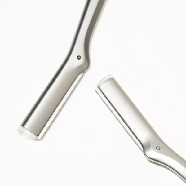 Tweezerman Facial Razor Dermaplaner - Peach Fuzz Removal